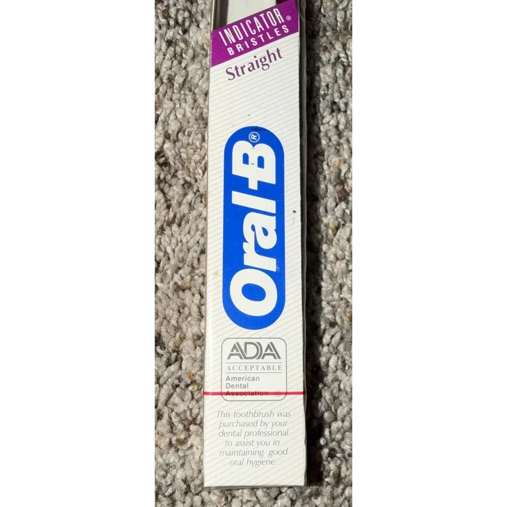 Vintage 1993 Oral B 35‎ Soft Straight Indicator Bristles Toothbrush Blue
